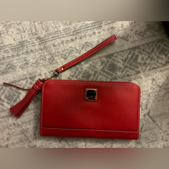 Dooney & Bourke Saffiano Leather Wristlet Red Zip Around Tassel Logo Card Slots - Picture 9 of 9